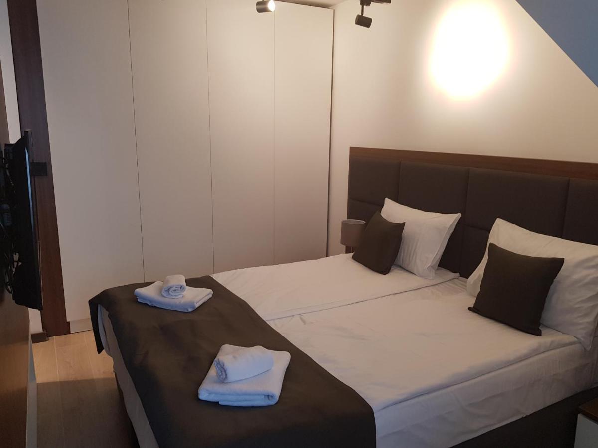 Family Apartmans Harry- Apartmans Of The Apart Hotel & Spa Zoned, Kopaonik - Special Benefit, Children Up To 13 Years Of Age Accompanied By Two Adults Stay For Free-Parking-Breakfast-Pool&Spa エクステリア 写真