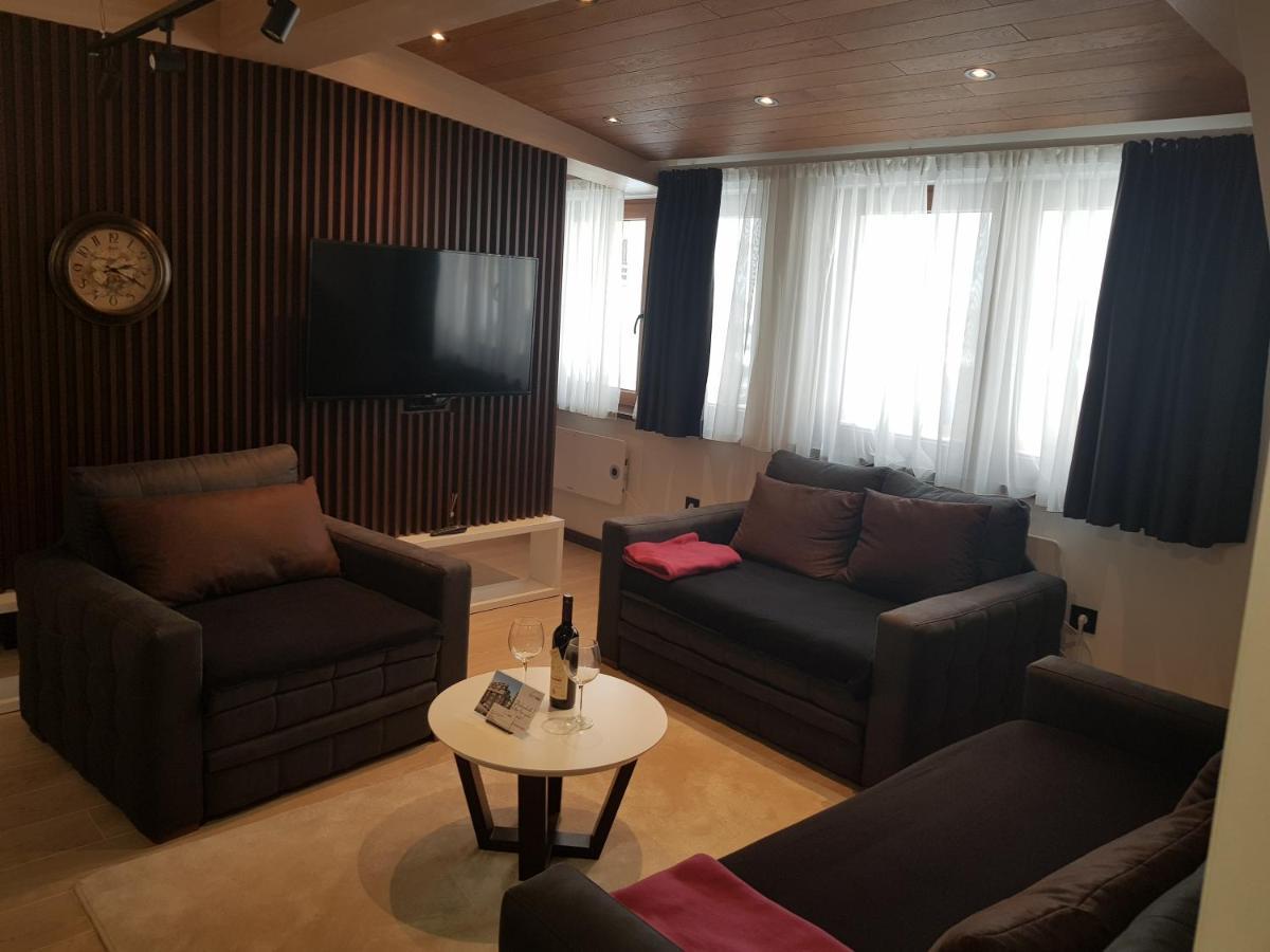 Family Apartmans Harry- Apartmans Of The Apart Hotel & Spa Zoned, Kopaonik - Special Benefit, Children Up To 13 Years Of Age Accompanied By Two Adults Stay For Free-Parking-Breakfast-Pool&Spa エクステリア 写真