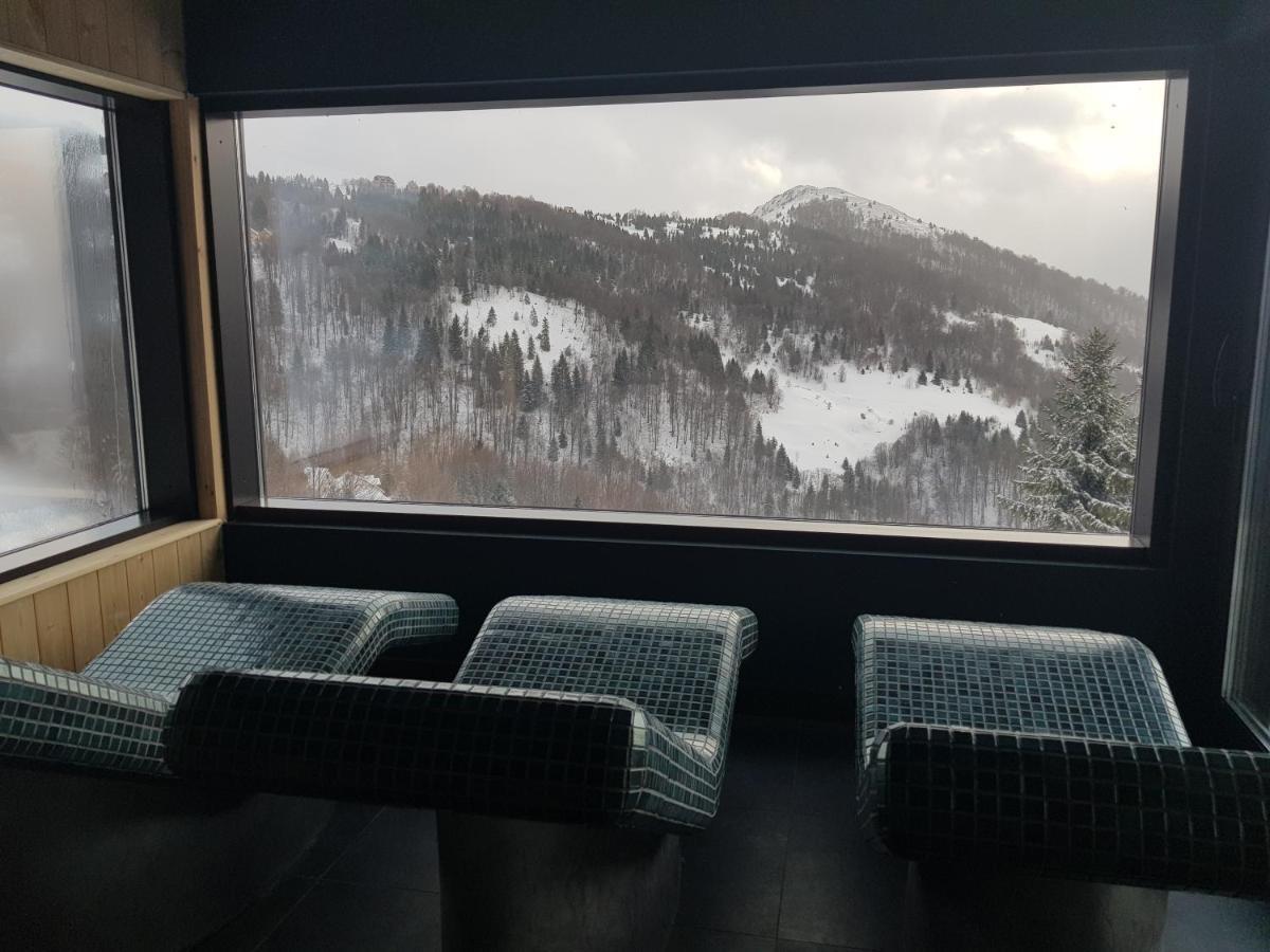 Family Apartmans Harry- Apartmans Of The Apart Hotel & Spa Zoned, Kopaonik - Special Benefit, Children Up To 13 Years Of Age Accompanied By Two Adults Stay For Free-Parking-Breakfast-Pool&Spa エクステリア 写真
