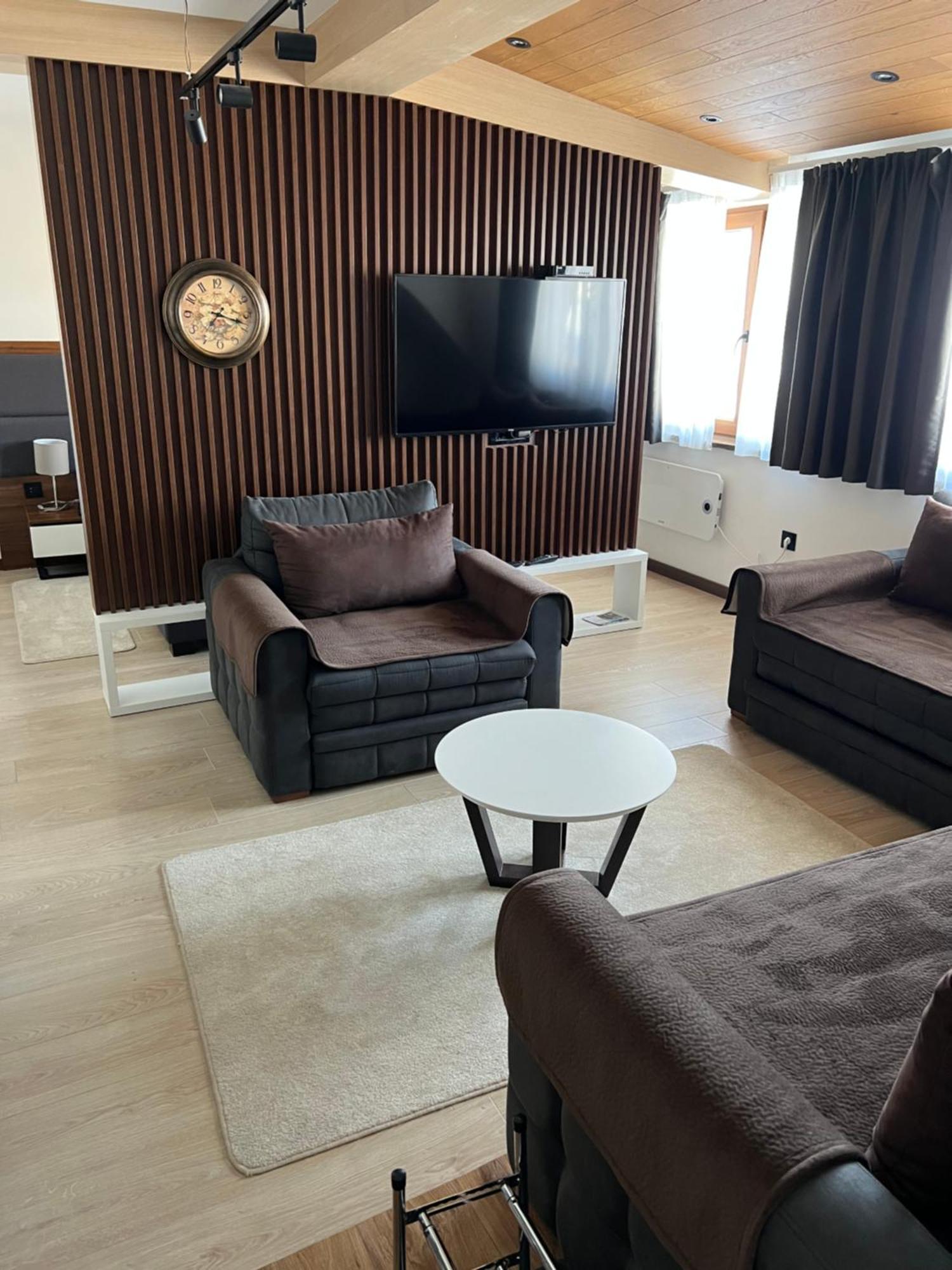 Family Apartmans Harry- Apartmans Of The Apart Hotel & Spa Zoned, Kopaonik - Special Benefit, Children Up To 13 Years Of Age Accompanied By Two Adults Stay For Free-Parking-Breakfast-Pool&Spa エクステリア 写真